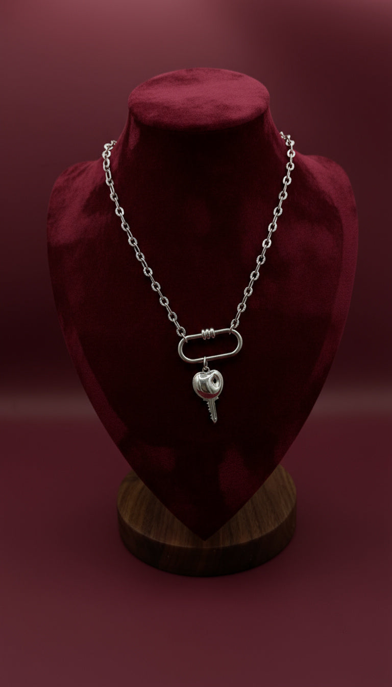 Cherry Key - Charm Plata