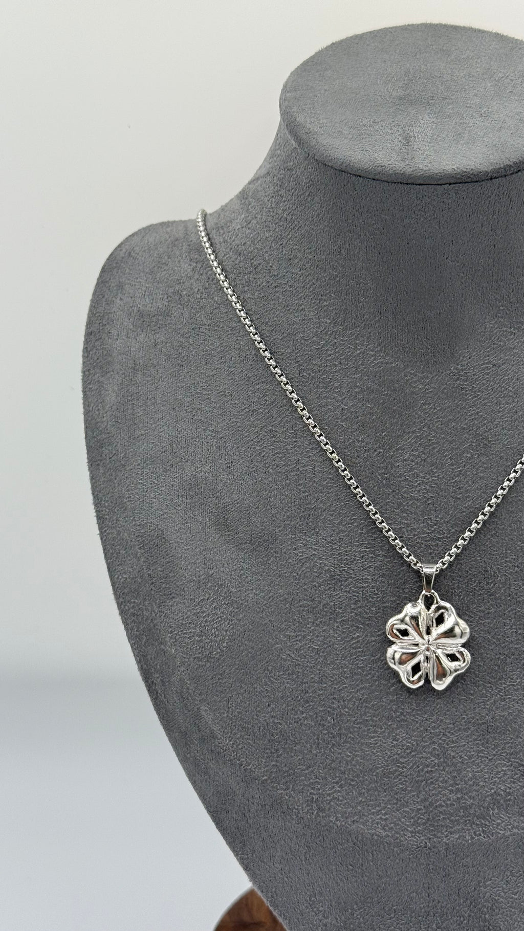 Lucky Clover - Collar Plata