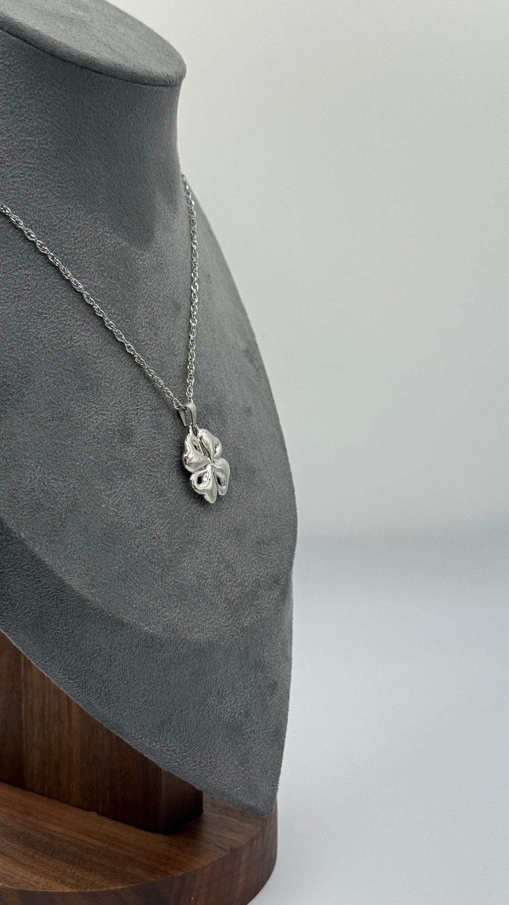 Lucky Clover - Collar Plata