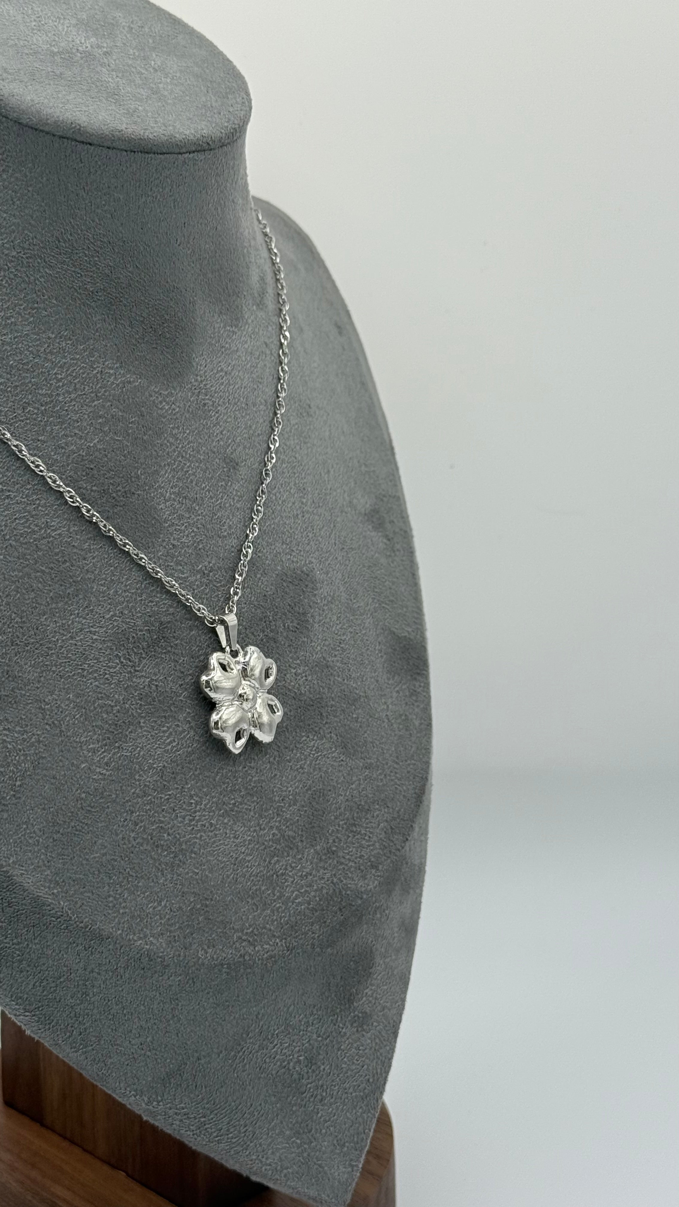 Spring Flower - Collar Plata