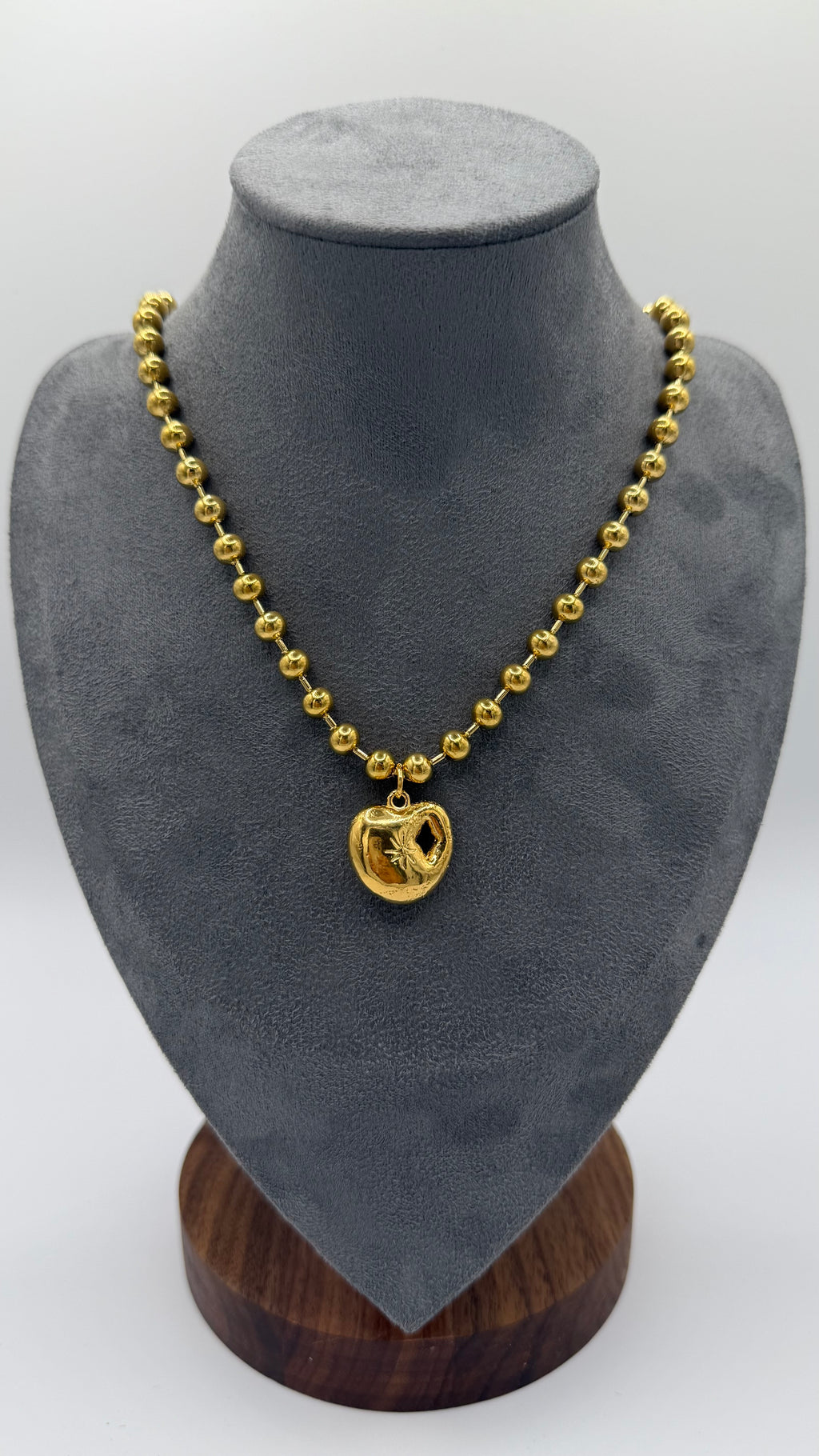 Shooted and Burned Cherry - Collar Oro