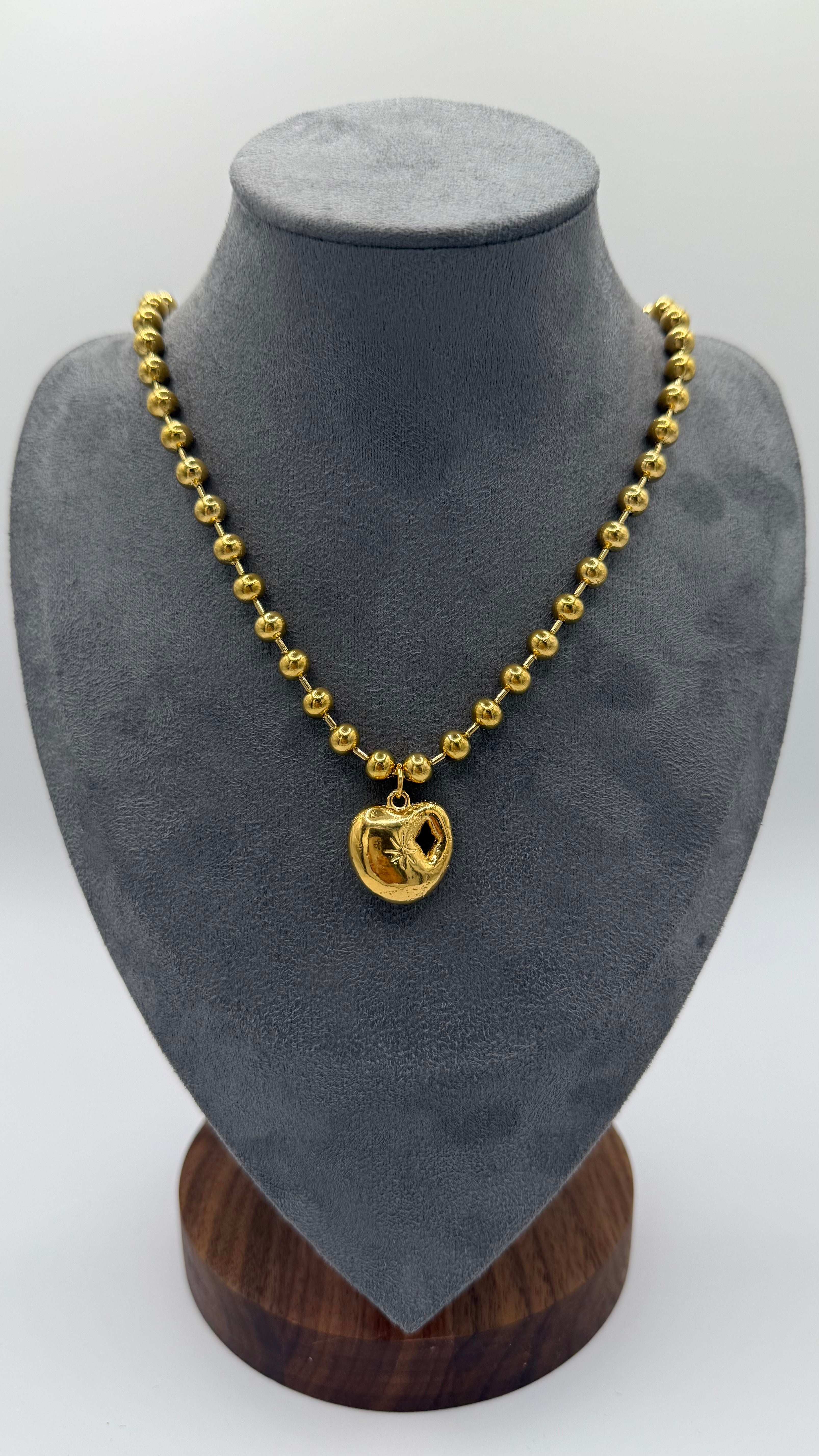 Shooted and Burned Cherry - Collar Oro