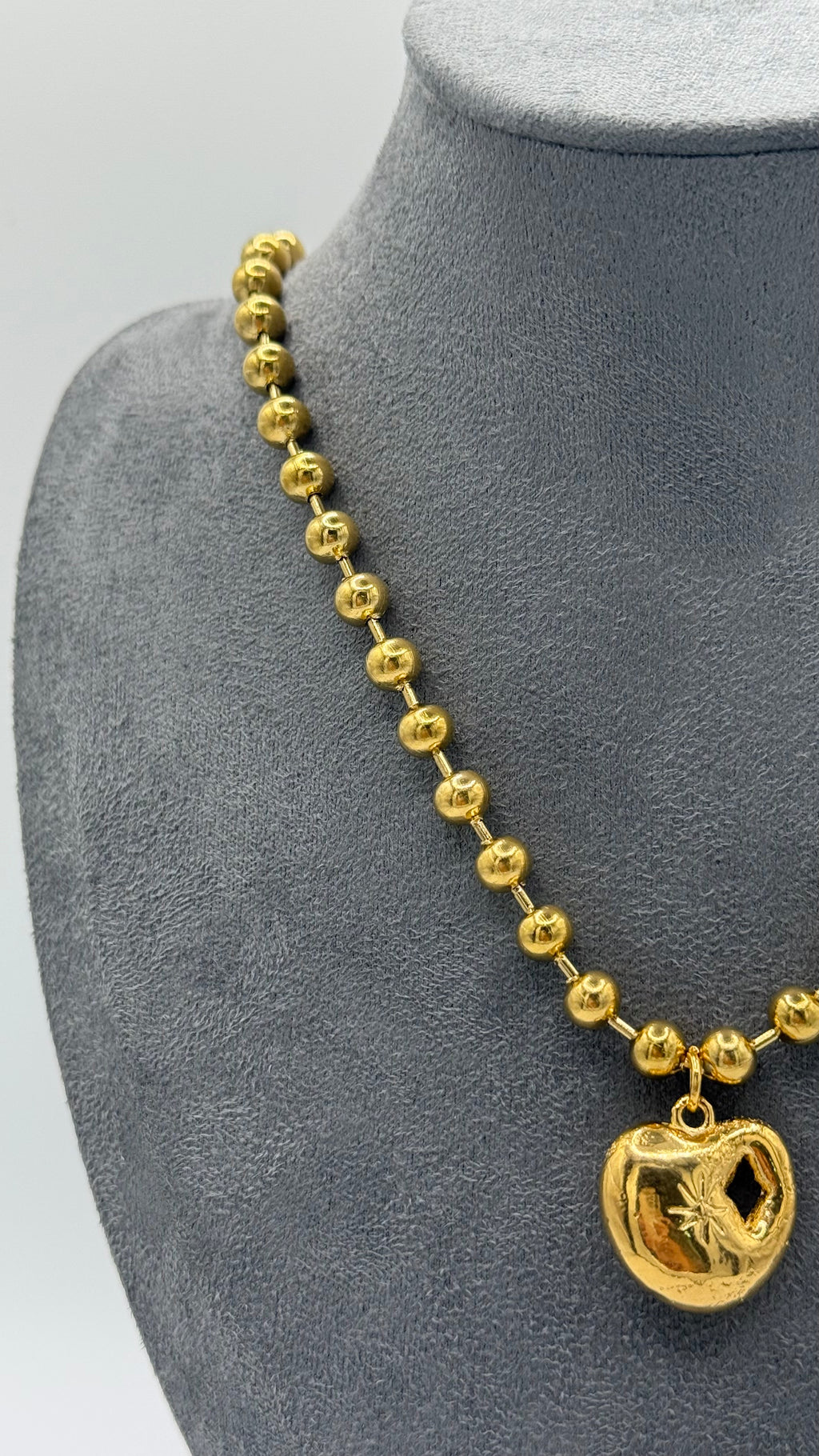 Shooted and Burned Cherry - Collar Oro