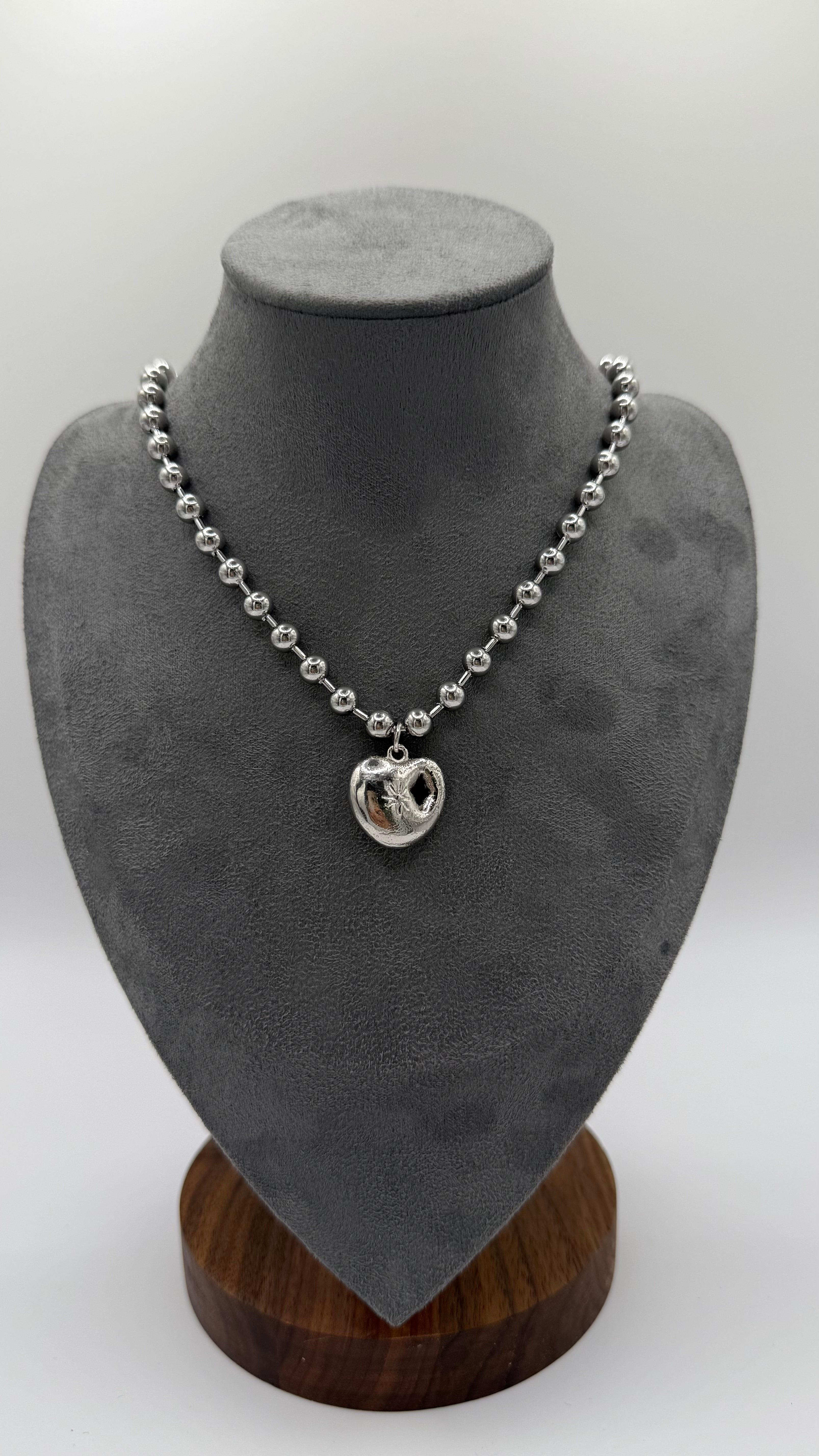 Shooted and Burned Cherry - Collar Plata