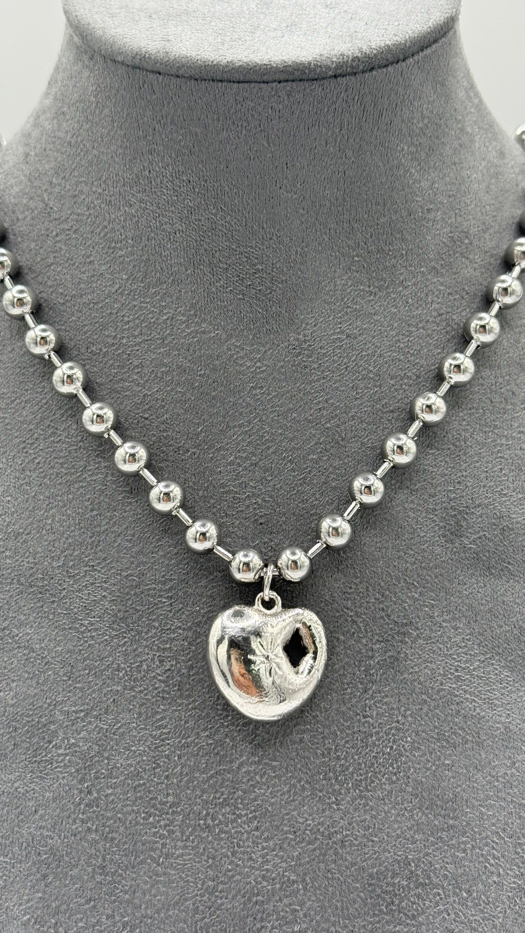 Shooted and Burned Cherry - Collar Plata