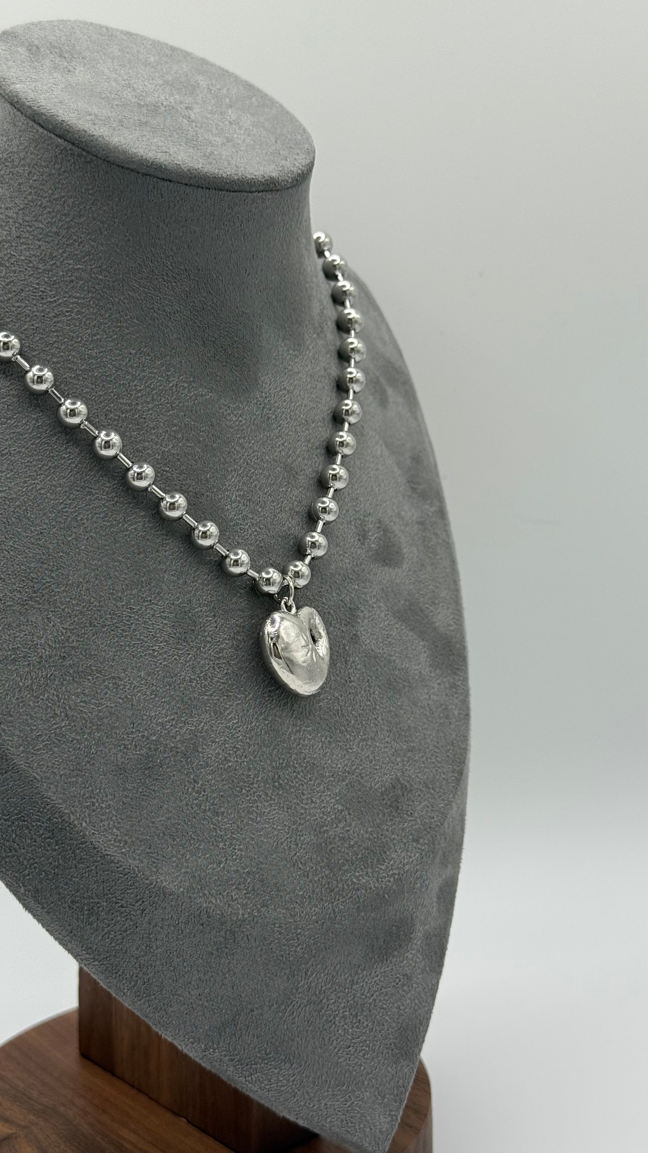 Shooted and Burned Cherry - Collar Plata