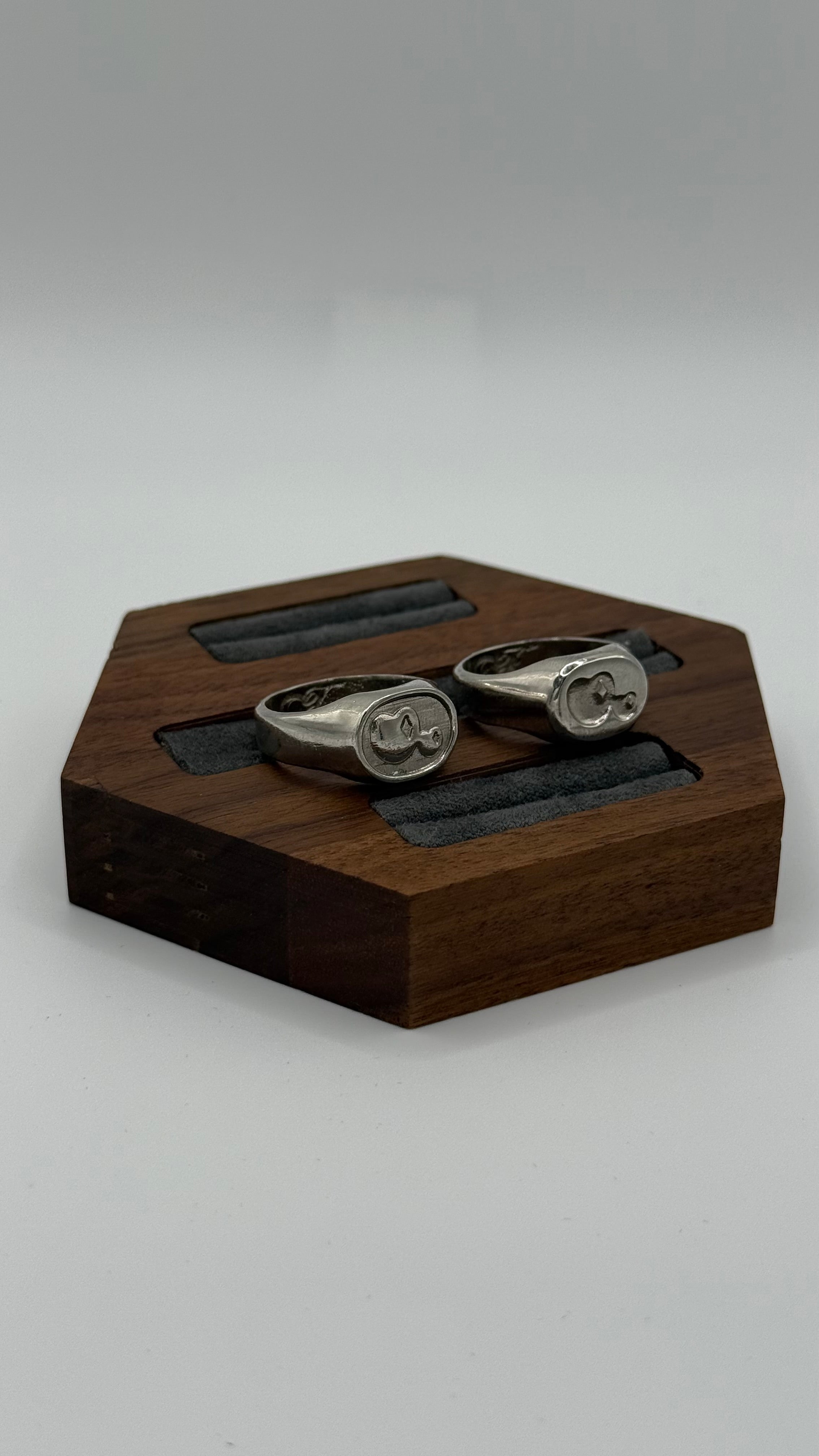 Simple Icon - Anillo Plata